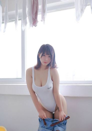 少妇熟女潮喷AV视频在线观看_BD国语电影完整版