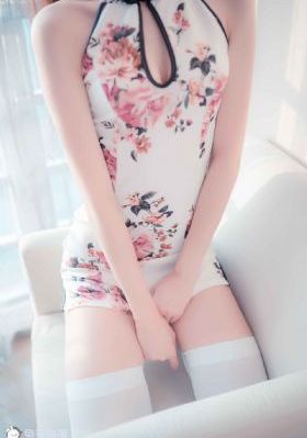 日日摸夜夜添夜夜添狠狠_超清在线观看