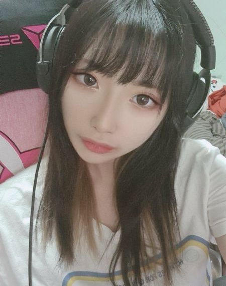 欧美老熟乱妇43p_1080P在线播放观看