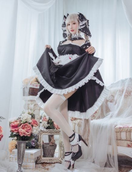 少妇久久久_720高清视频播放