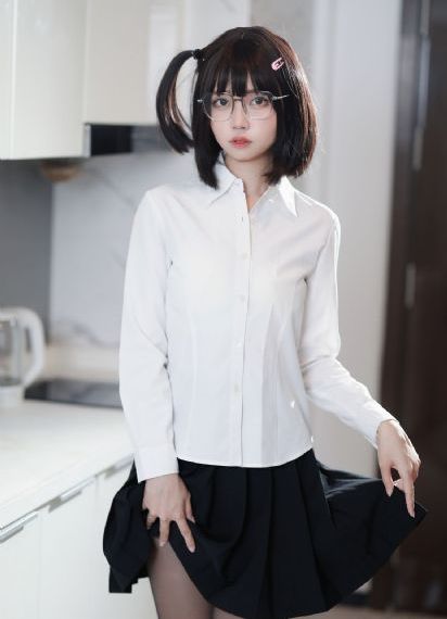 亚洲精品国产美女高清写真图片_超清高清在线