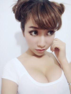 漂亮老师做爰3电影_HD电影在线观看