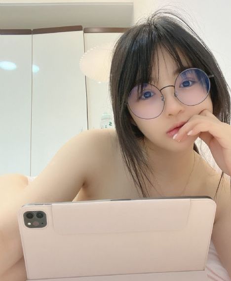 特级av一级毛片乱中年女人伦_BD韩语在线视频播放