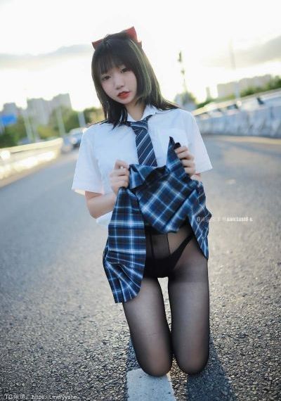 亚洲区一二三_高清免费观看超清